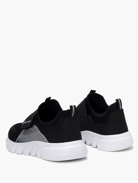 Кроссовки Shuzzi 0162000118