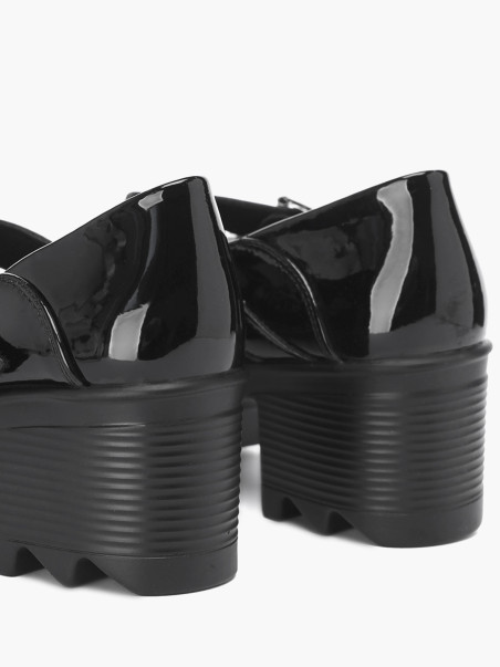 Мэри джейн Shuzzi 0562001647