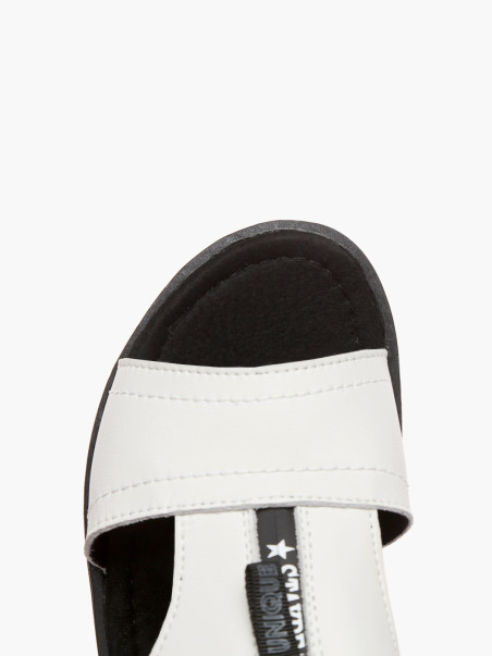 Босоножки Shuzzi 05621113