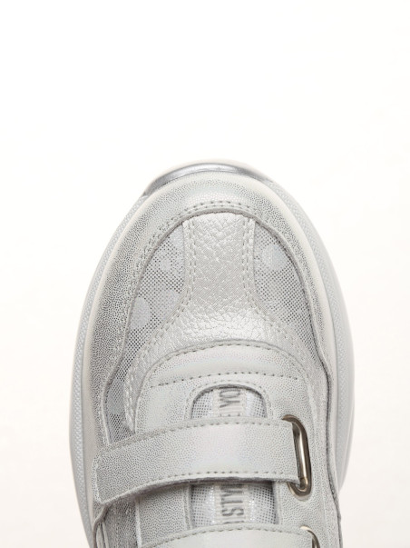 Кроссовки Shuzzi 05625307