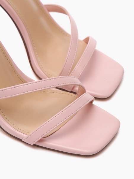 Босоножки DEEZEE 1067000170