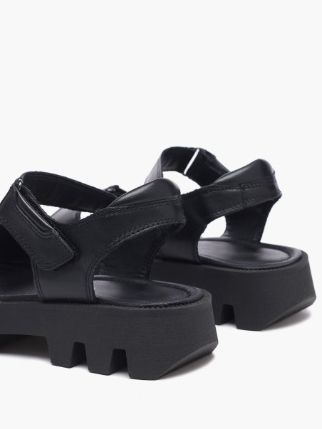 Босоножки Lasocki 1067000235