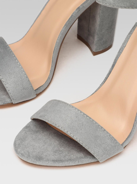 Босоножки DEEZEE 106718077