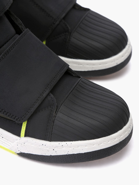 Ботинки Shuzzi 1083000160