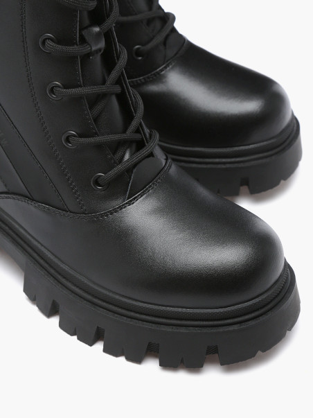 Ботинки Shuzzi 1121000060