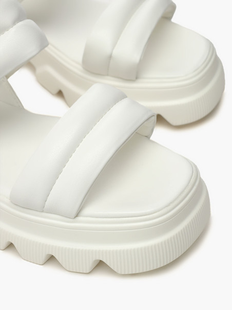 Босоножки Betsy 1126000044