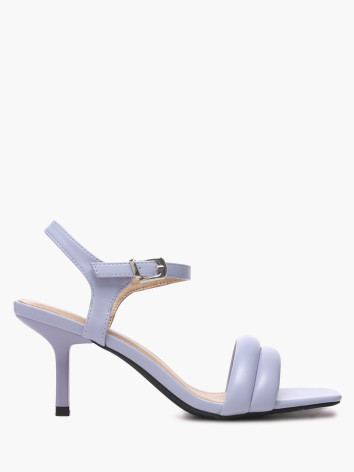 Босоножки Betsy