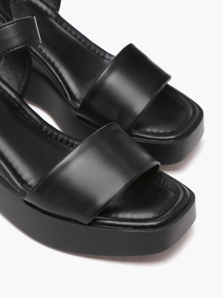 Босоножки Enjoin' 1157000090