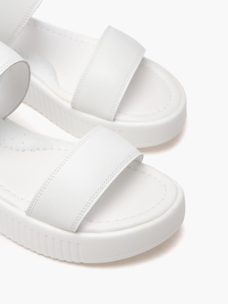 Босоножки Shuzzi 1403000051