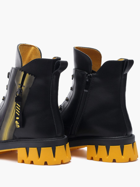 Ботинки Shuzzi 1403000196