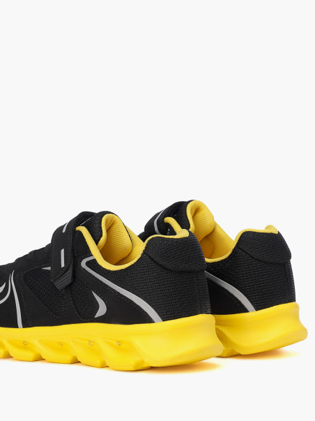 Кроссовки Shuzzi 1418000057