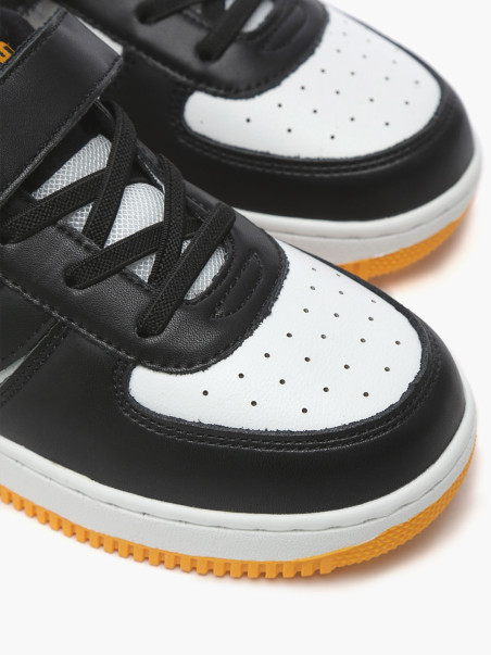 Кроссовки Shuzzi 1433000300