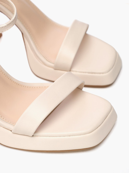 Босоножки LA BOTTINE SOURIANTE  1463000328