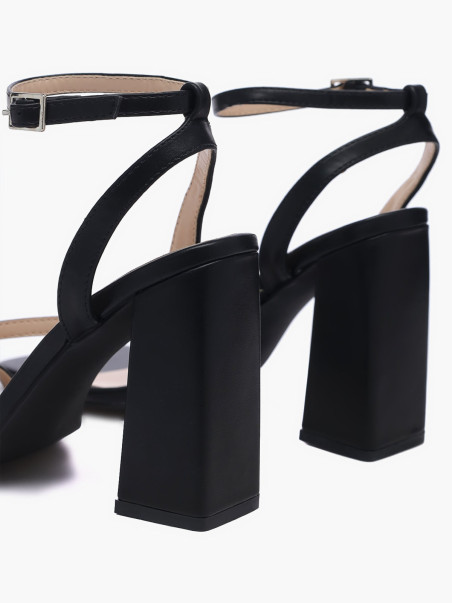 Босоножки LA BOTTINE SOURIANTE  1463000340