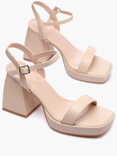 Босоножки Ideal shoes 14656785