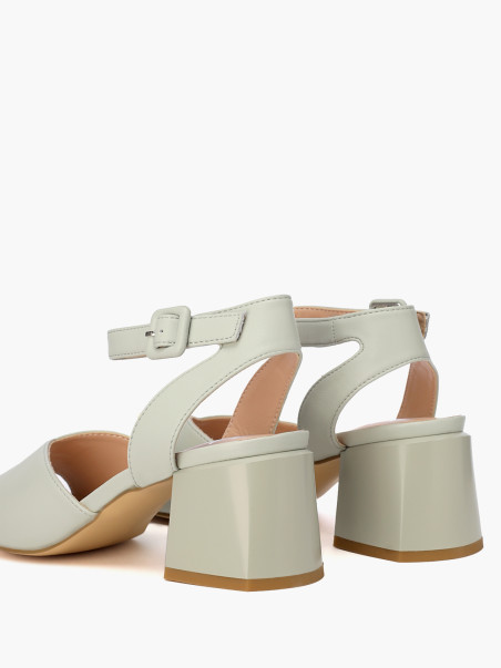 Босоножки O.LIVE naturalle 1646001264