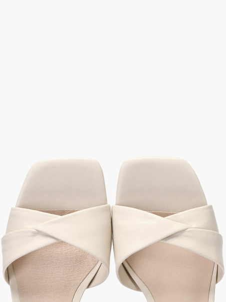 Босоножки O.LIVE naturalle 1646003611