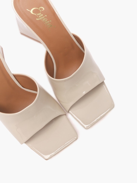 Сабо Enjoin' 1765000473