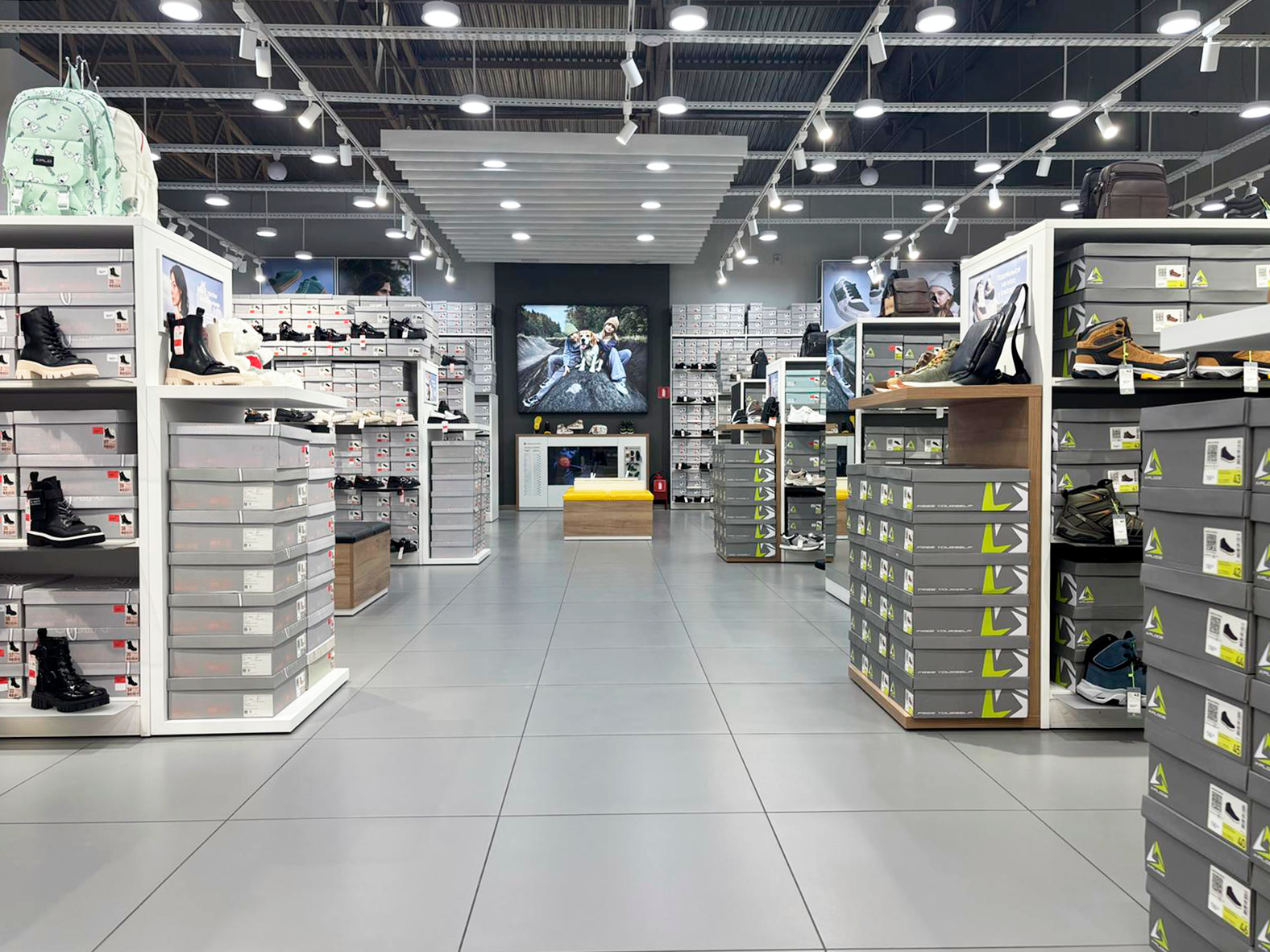 MEGATOP ТРЦ Экспобел