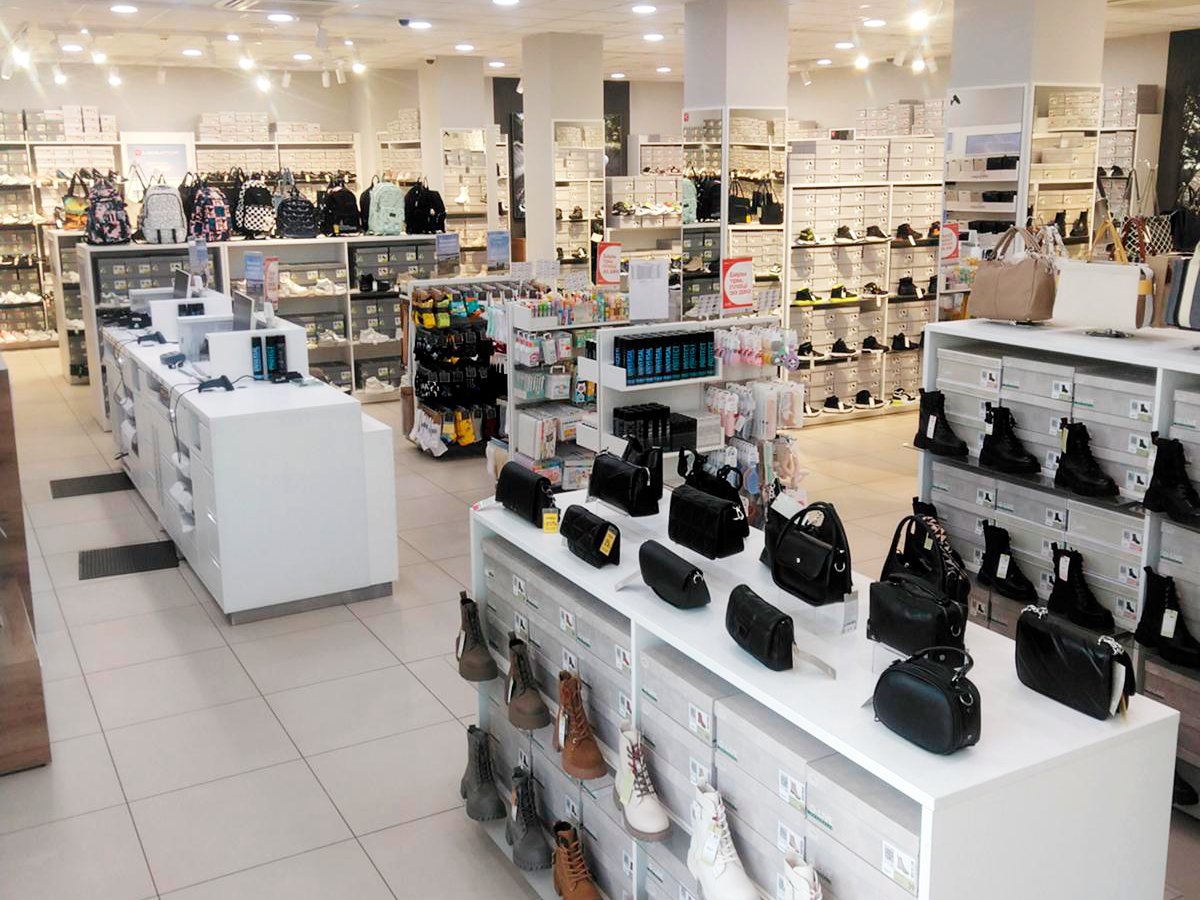 MEGATOP  "Аутлет" ул. Долгобродская, 30