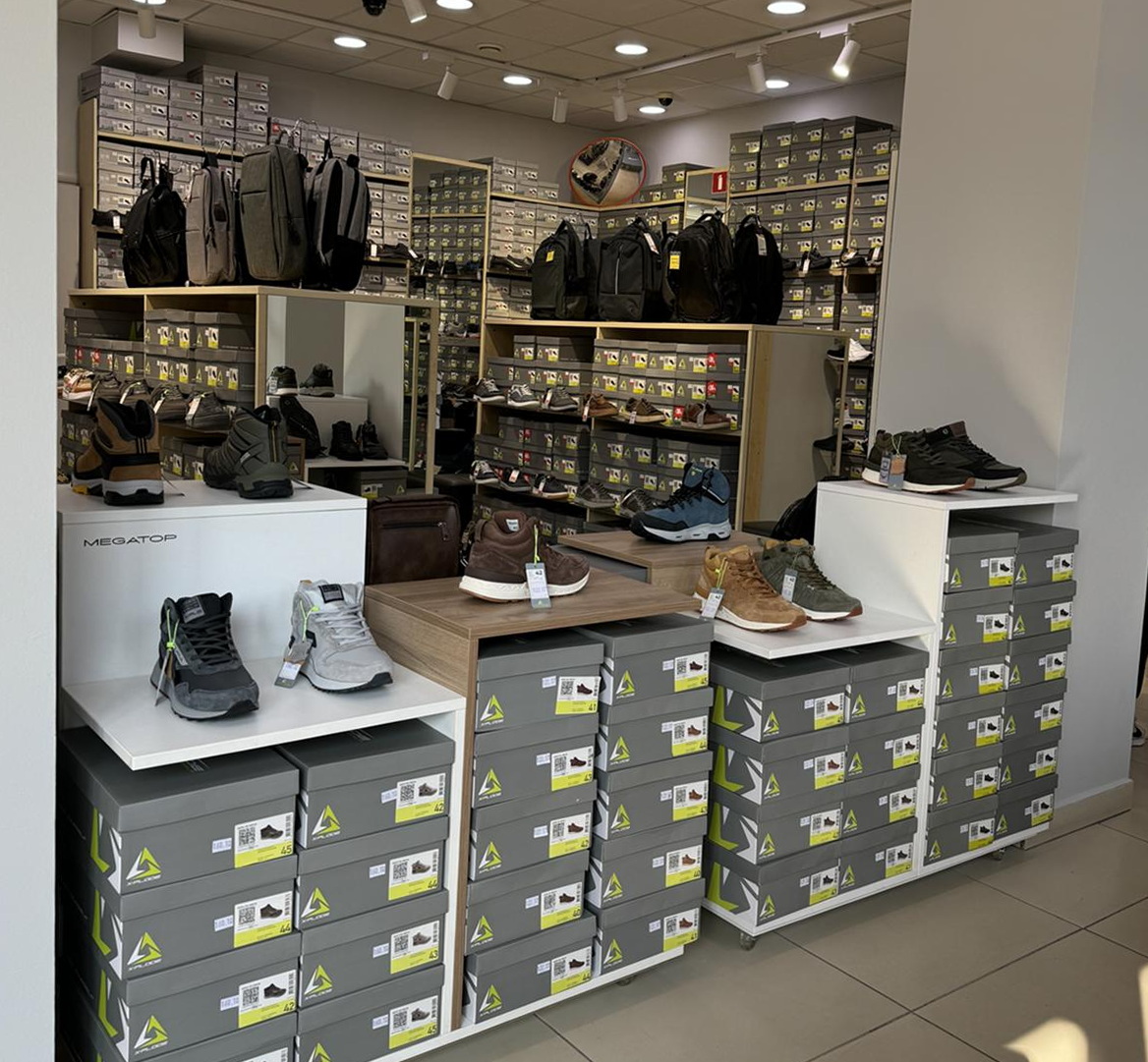 MEGATOP б-р Шевченко, 5